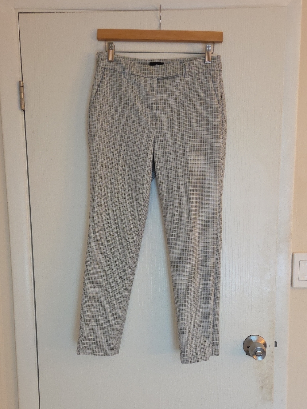 WHBM Black & White Patterned Dress Pants